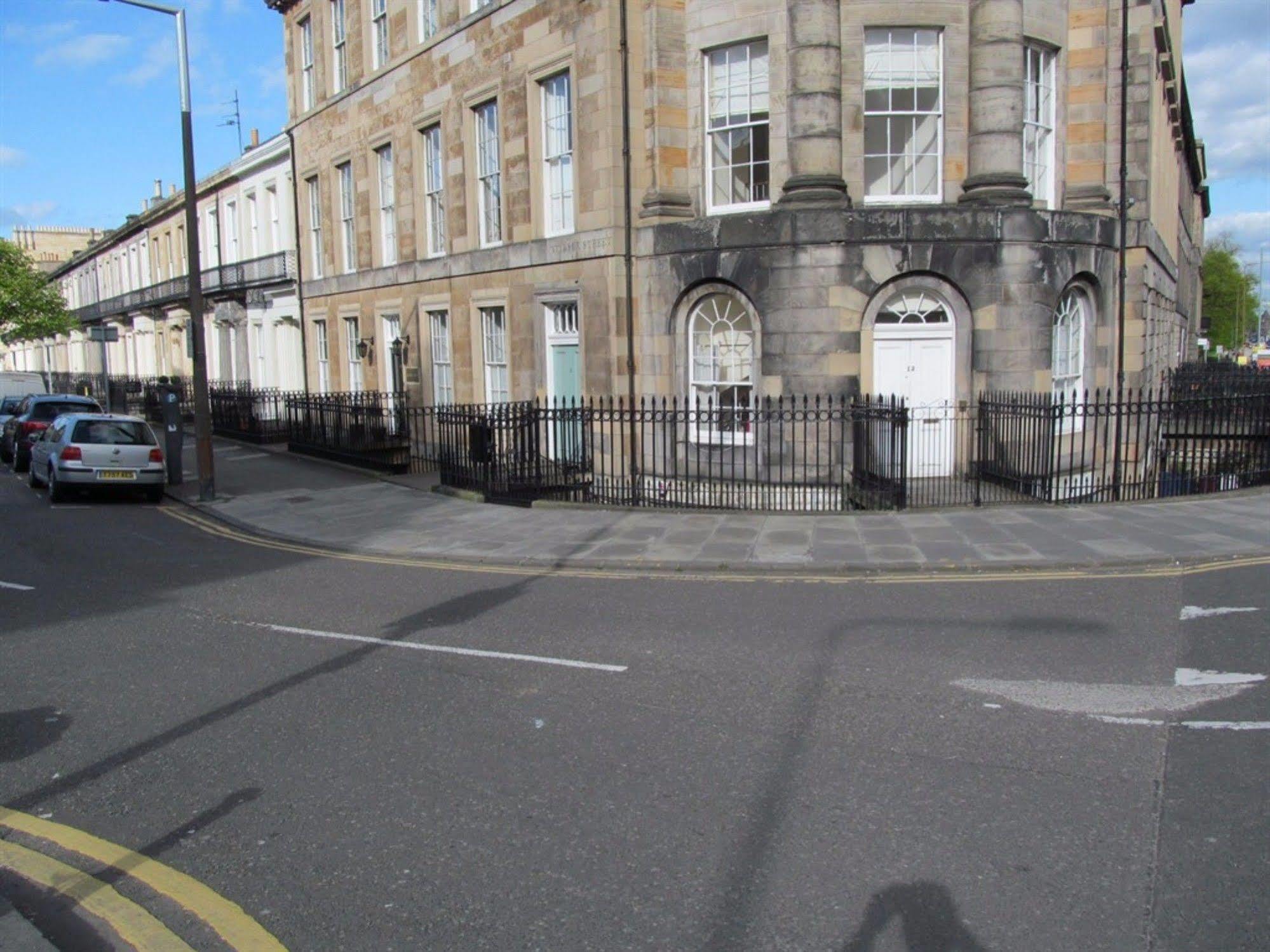 Lantern Guest House Edinburgh Exterior foto